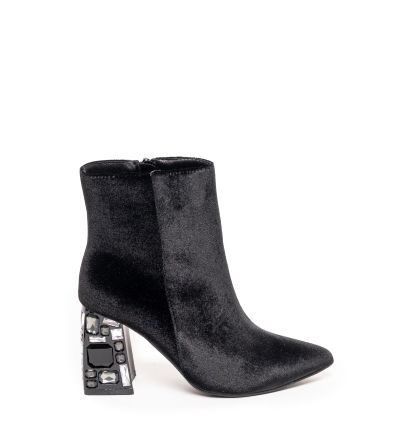 Дамски черни боти MENBUR