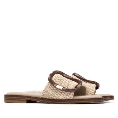 Дамски бежови чехли CARMELA