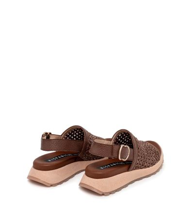 Дамски кафяви сандали HISPANITAS