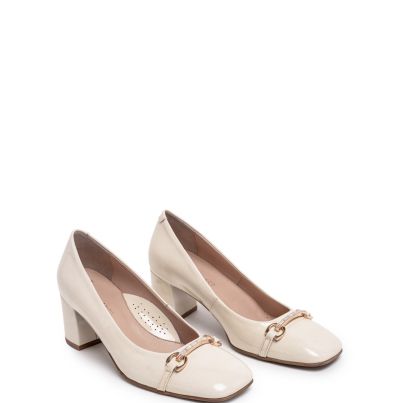 Дамски бежови обувки лак DFC RELAX