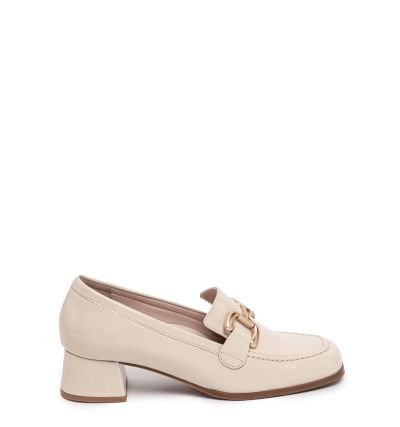 Дамски бежови обувки лак DFC RELAX