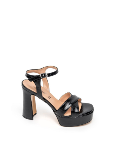 Дамски черни сандали лак WALL STREET