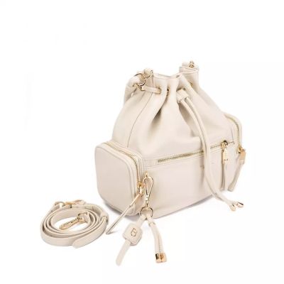 Дамска кафява чанта TOSCA BLU