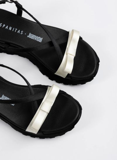 Дамски черни сандали HISPANITAS